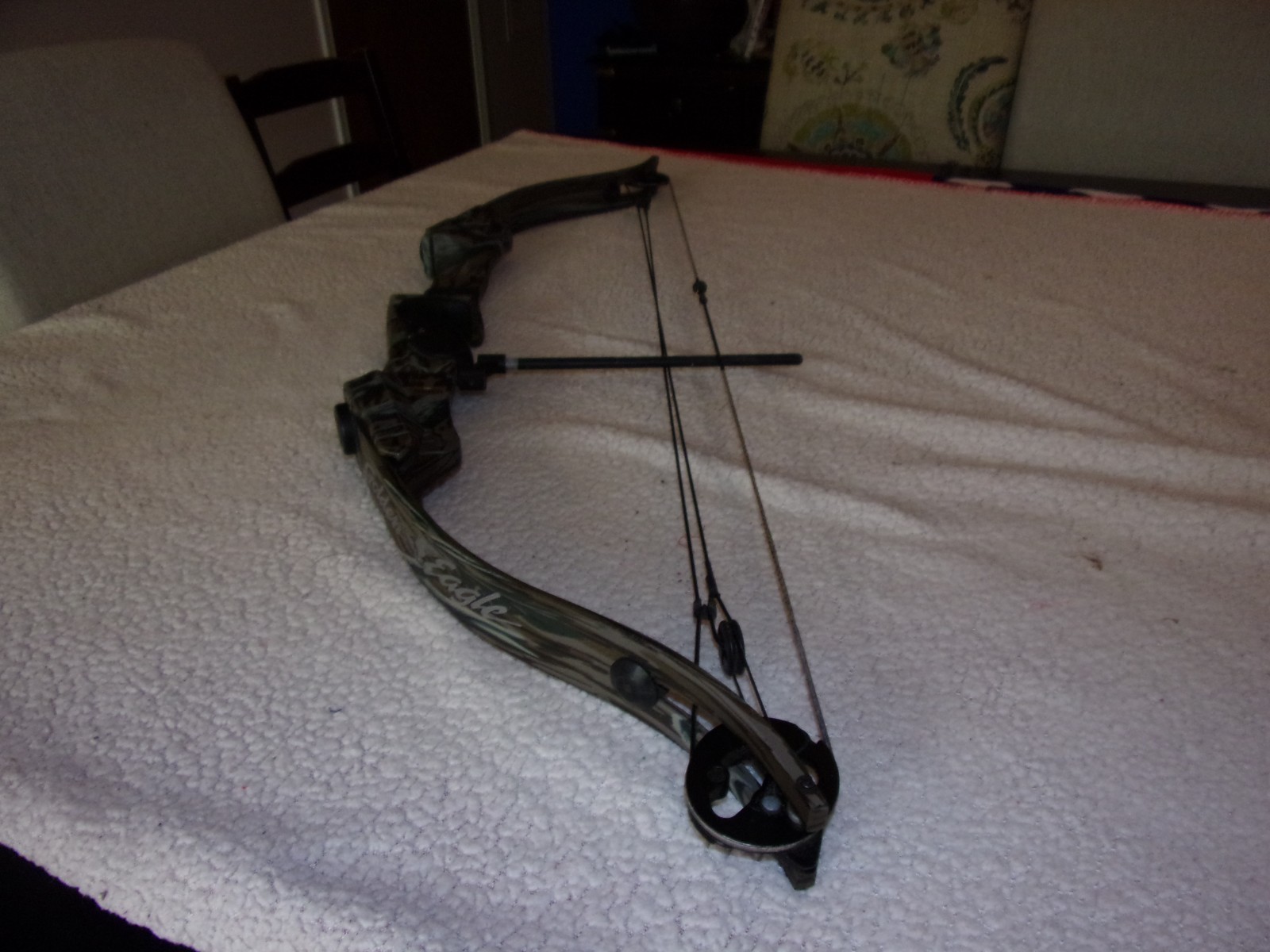 Golden Eagle Hawk System Compound Bow