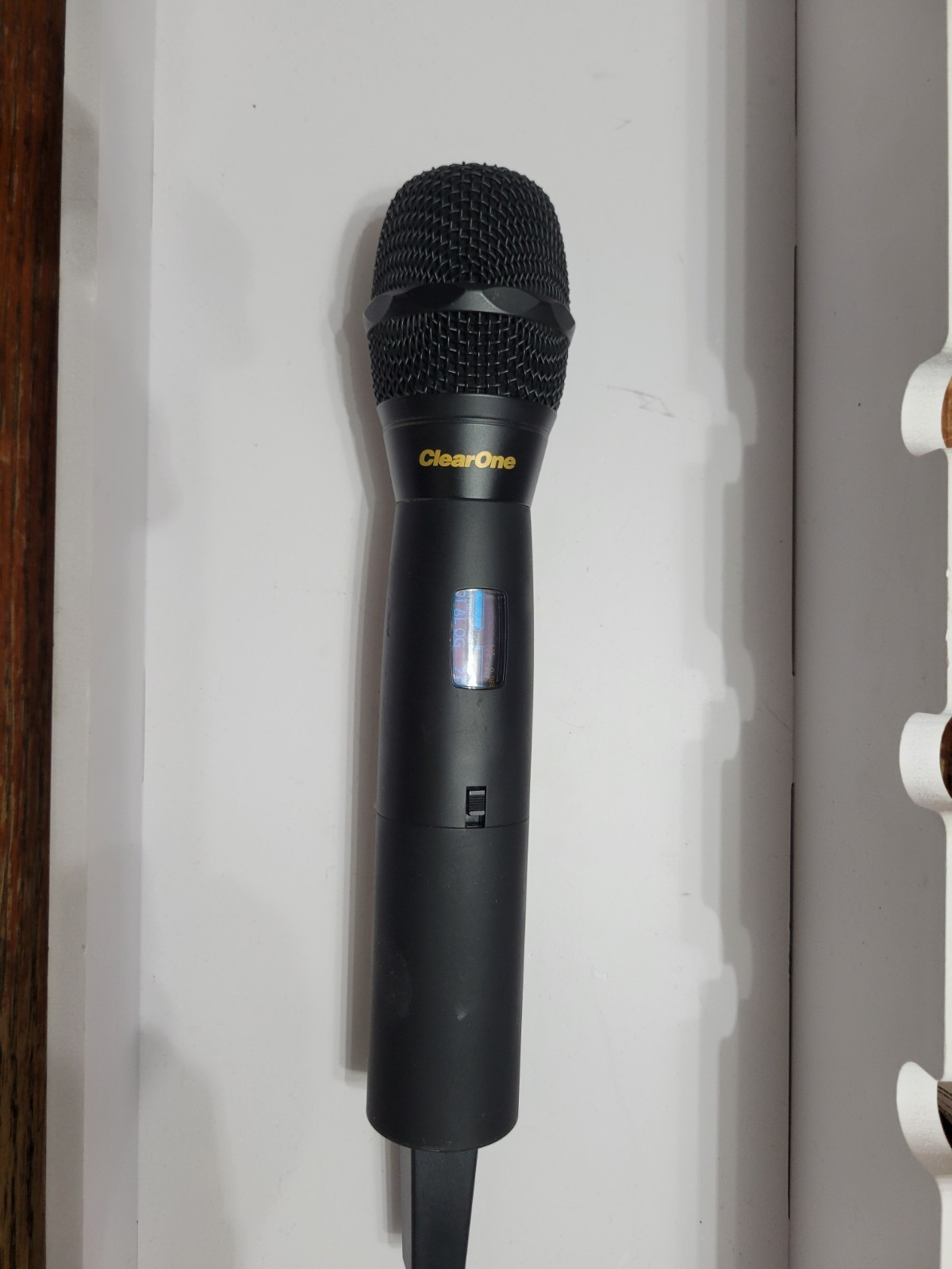 NEW ClearOne Dialog 20 Wireless Handheld Cardioid Microphone 2.4GHz 910-6103-001