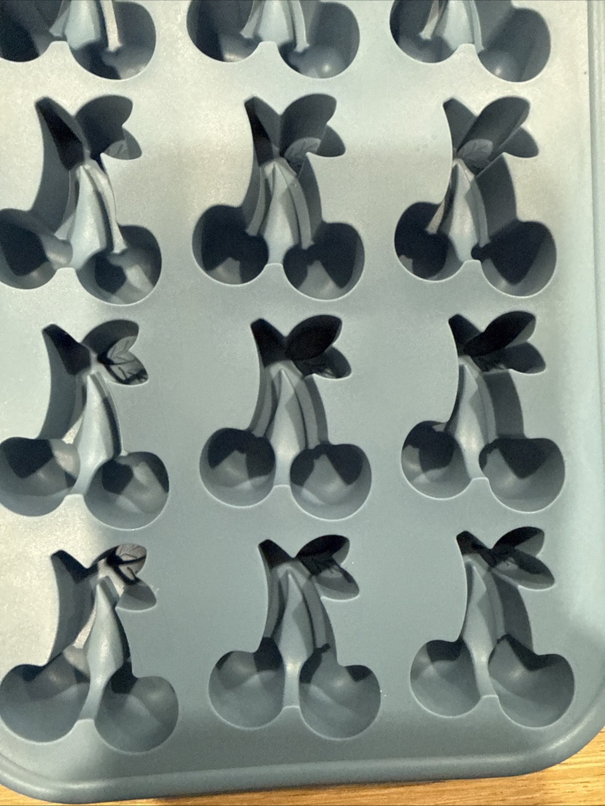 (2 Pack) Novelty Ice Trays 🍒 Free Shipping