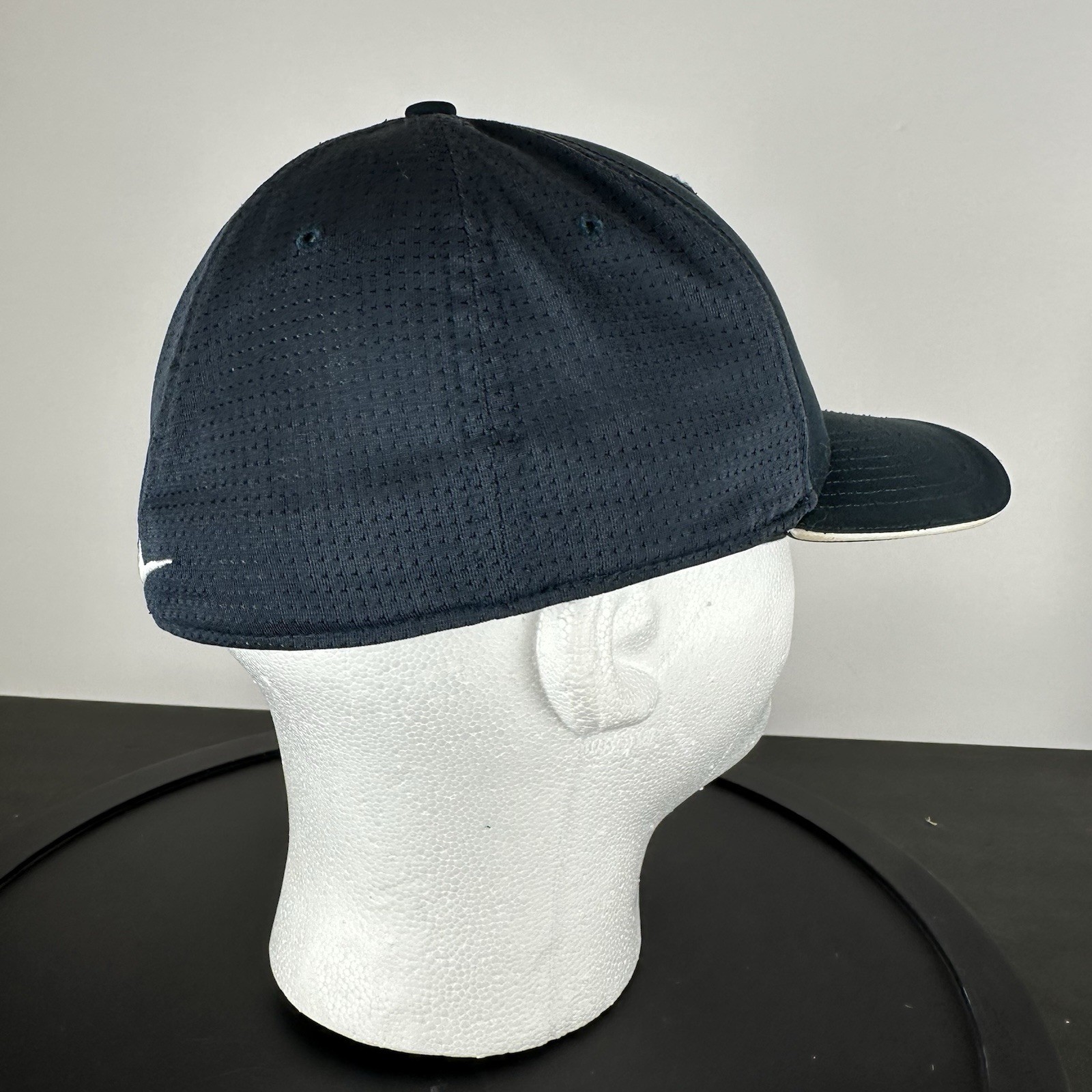 Nike Classic99 Dri-fit Golf Hat Cap Size Stretch Fit M/L Teal Perforated Fitted