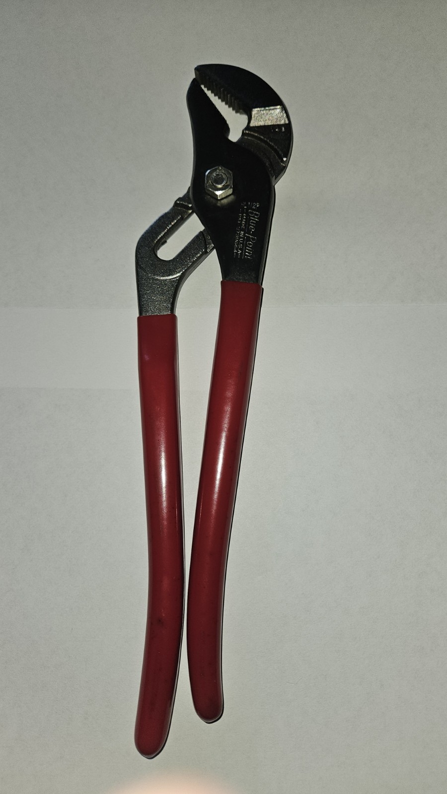 Vintage Point HL112P Tongue And Grove Pliers. 12 Inch