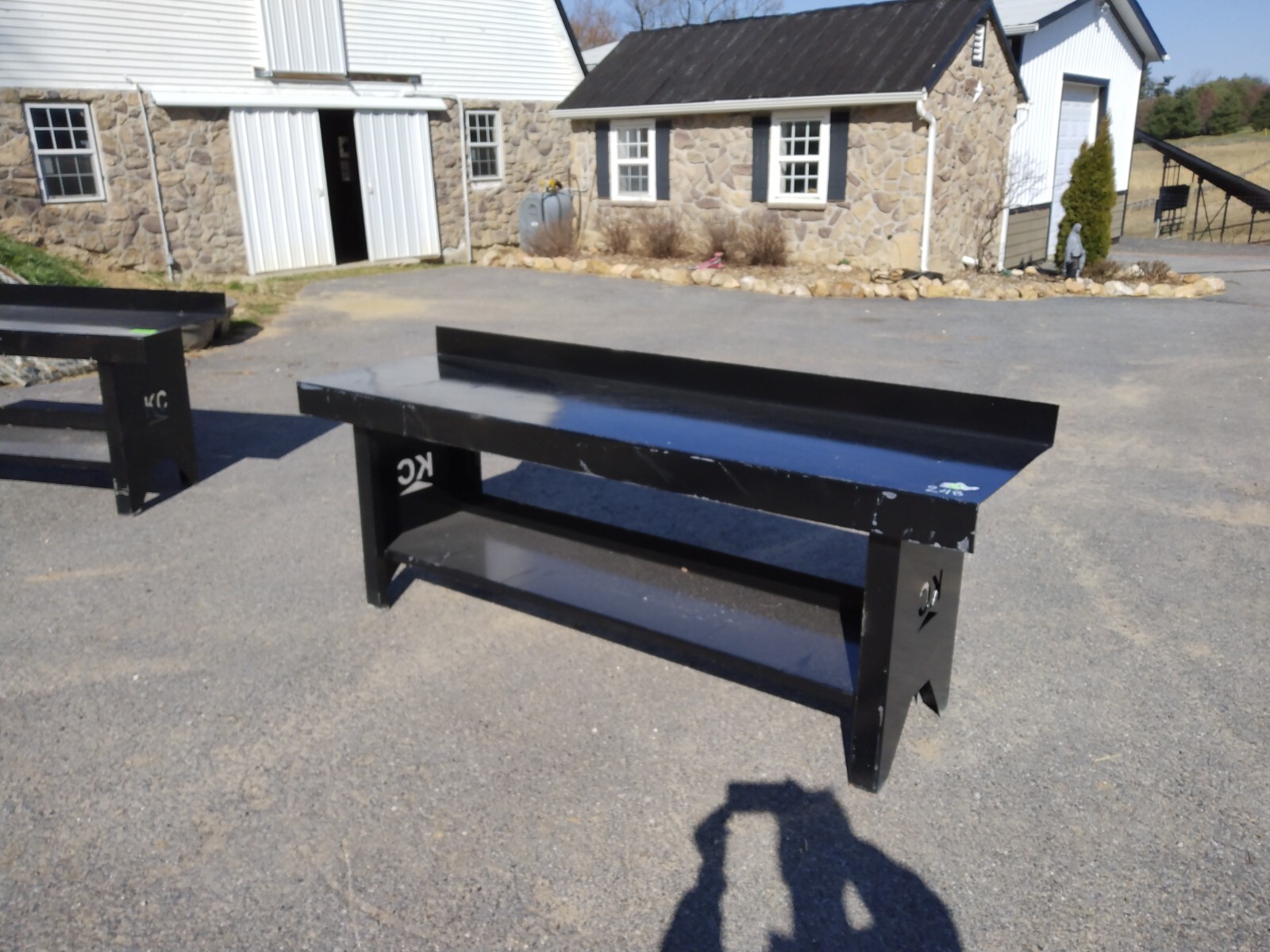 soild 1/8 in steel metal workbench