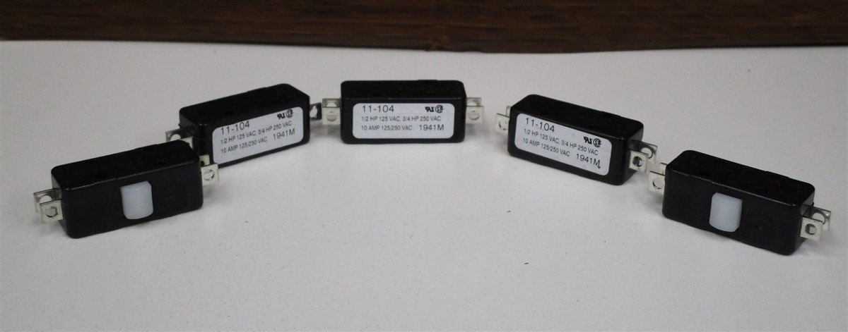 LICON Switch 11-1044 Lot of 5 1/2 HP 125VAC 3/4HP 250 VAC 10amp 1941M NEW
