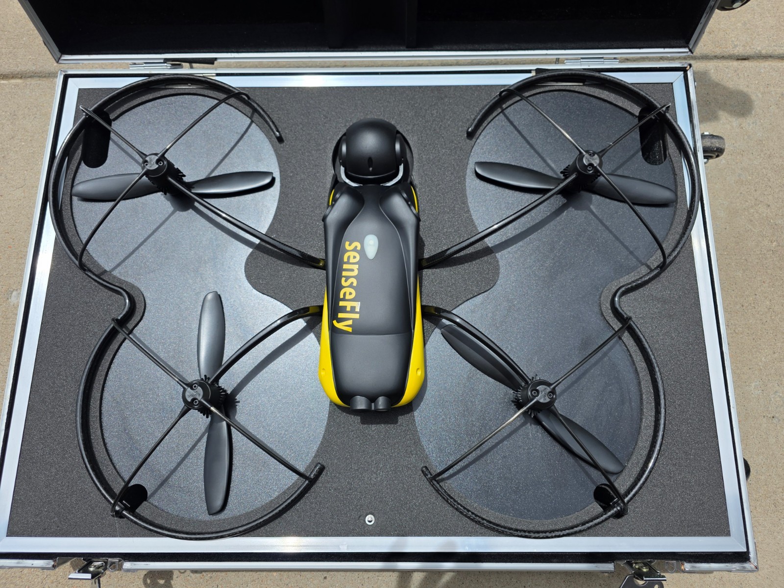 Sensefly eXom Quadcopter Mapping/Inspection  Drone With Case & Accessories
