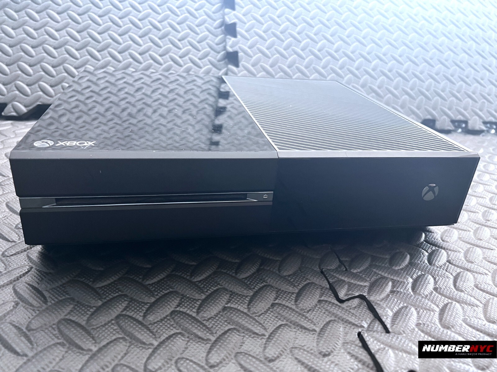 Microsoft Xbox One 1540 500GB Console Open & Tested - Working Great