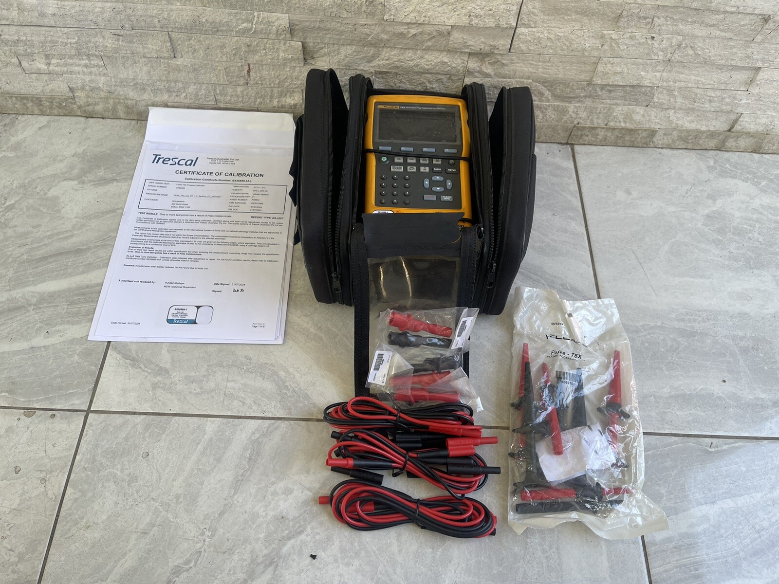 Fluke 753 Documenting Process Calibrator With Current Calibration Certificate