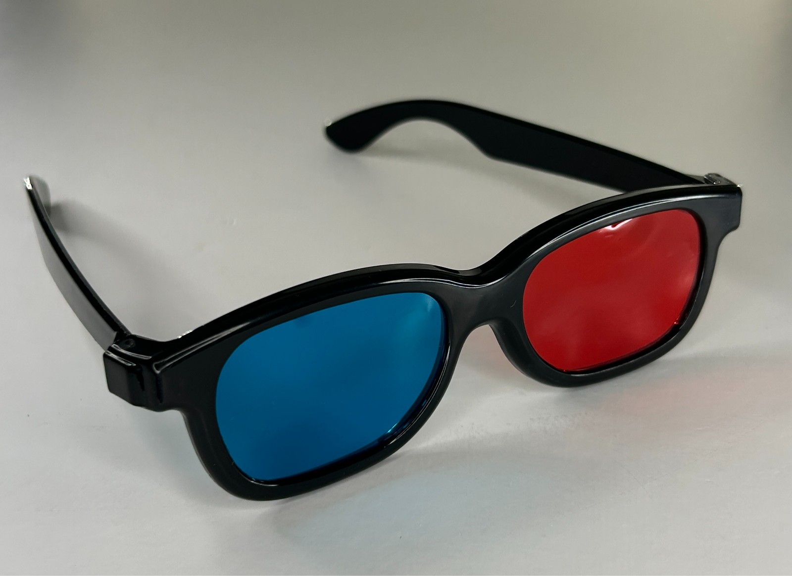 2 Pairs Game/3D Movie Glasses - Red/Blue Anaglyph Glasses - 3D Viewing Eye Wear