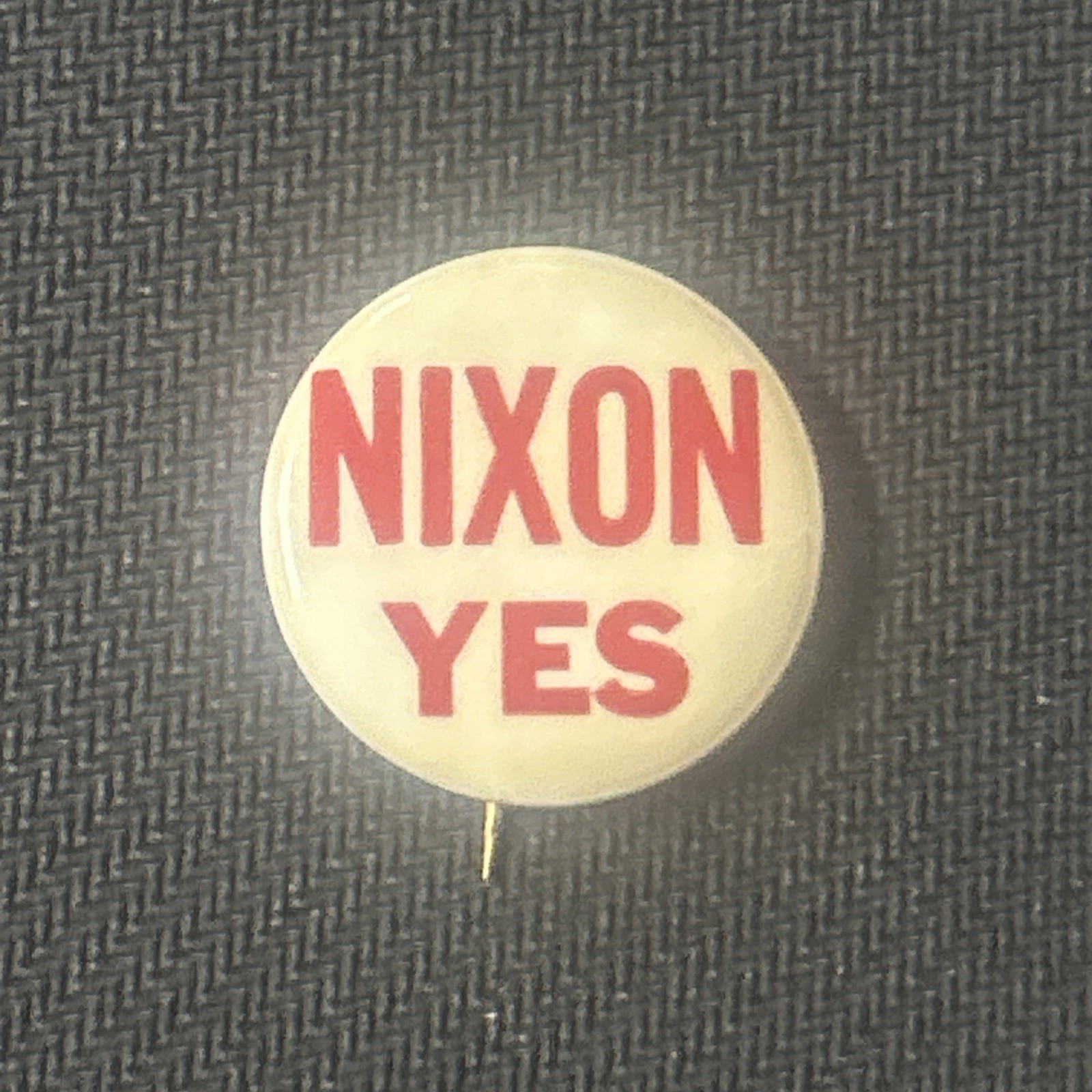 NIXON YES  1” pinback button pin