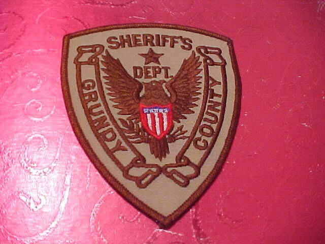 GRUNDY COUNTY ILLINOIS POLICE PATCH SHOULDER SIZE UNUSED NOT A BADGE