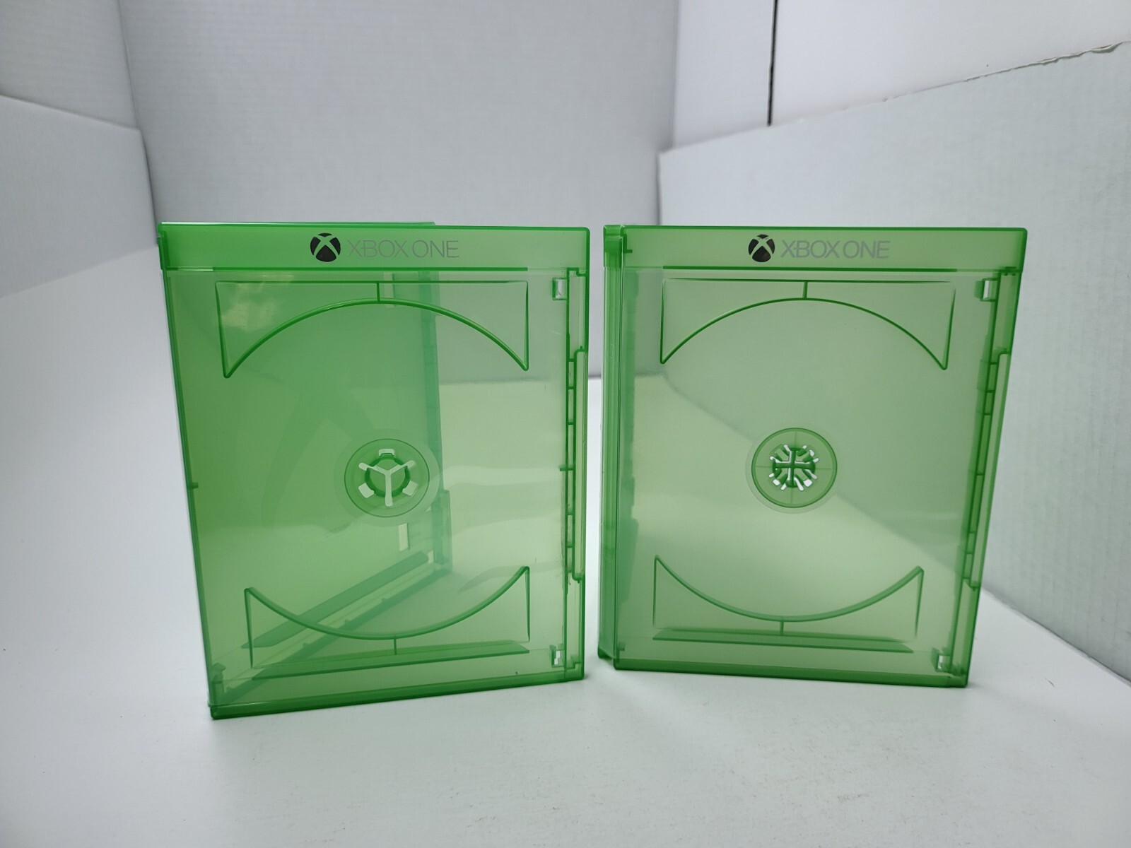 2X  MINT NEW XBOX ONE Authentic Replacement Clear Green Game Case OEM W/Sleeve