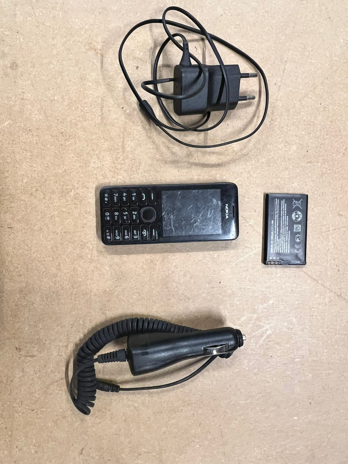 Nokia mobile with charger (as internet device for Leica GPS1200)