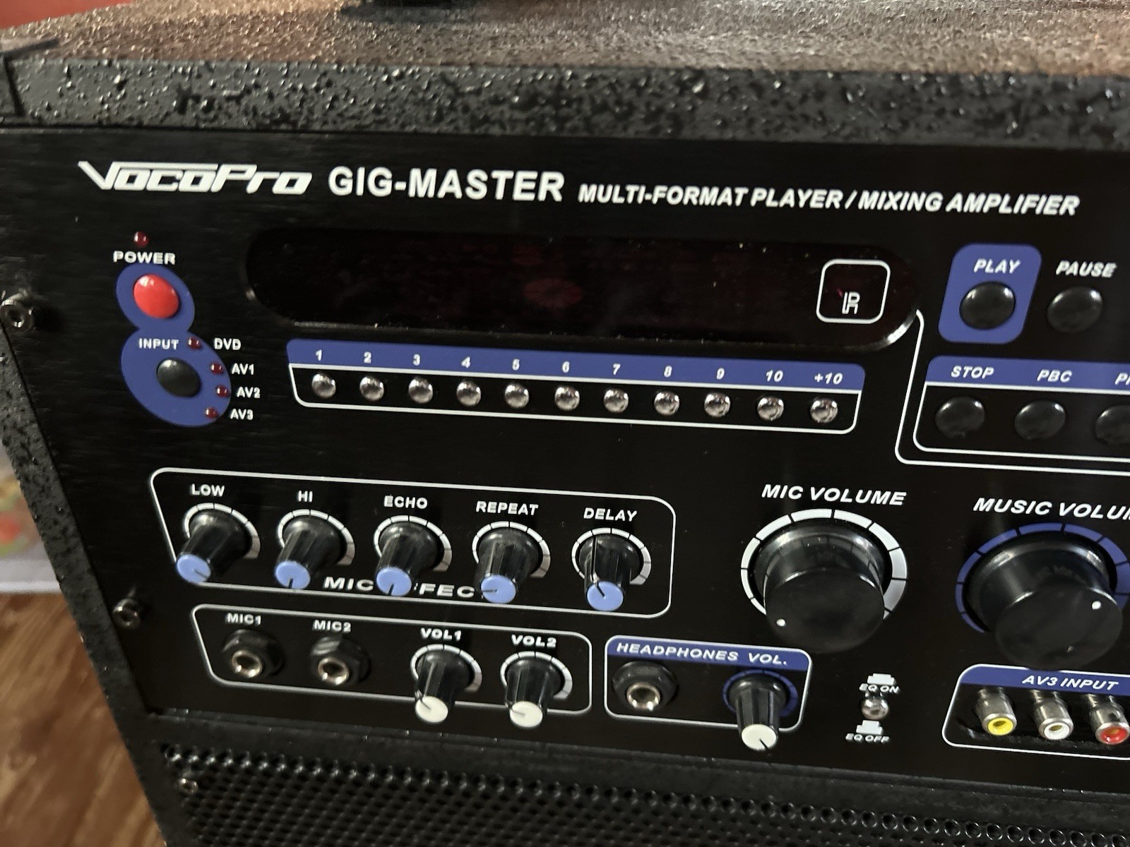 Vocopro Gig-Master Karaoke Multi-Format Player 100w Amplifier, Portable w/REMOTE