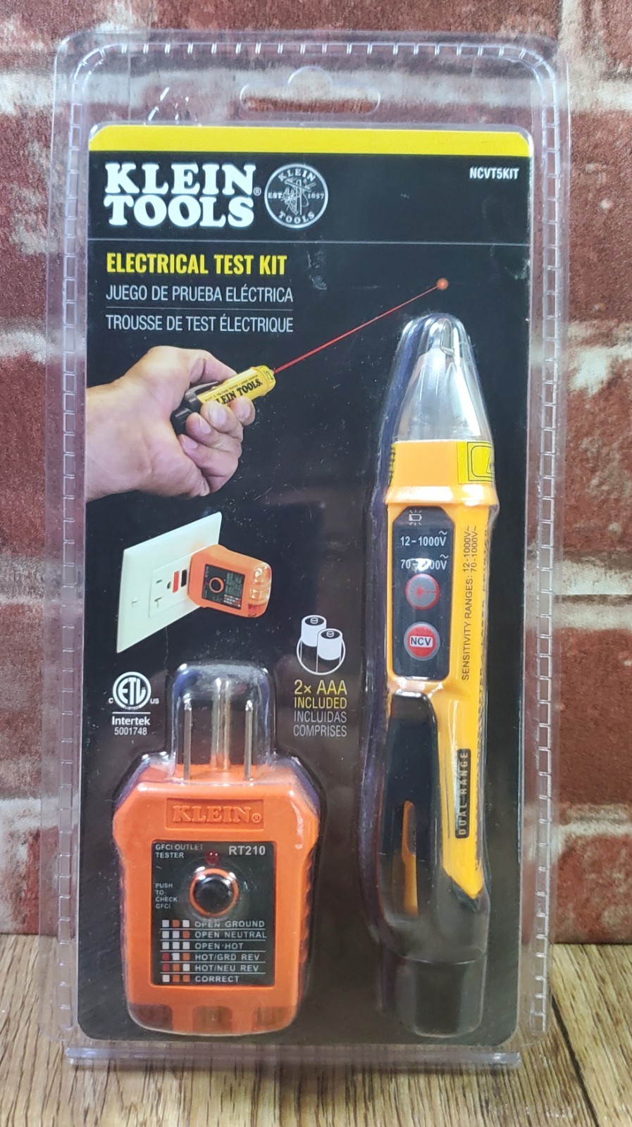 KLEIN TOOLS Electrical Test Kit Dual Range 1000V AC NCVT5KIT batteries included