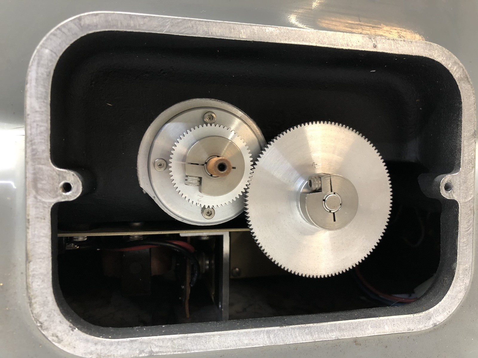 McPherson 218 SPECTROMETER WITH PRINCETON INSTRUMENTS IRY-700 CAMERA UNTESTED