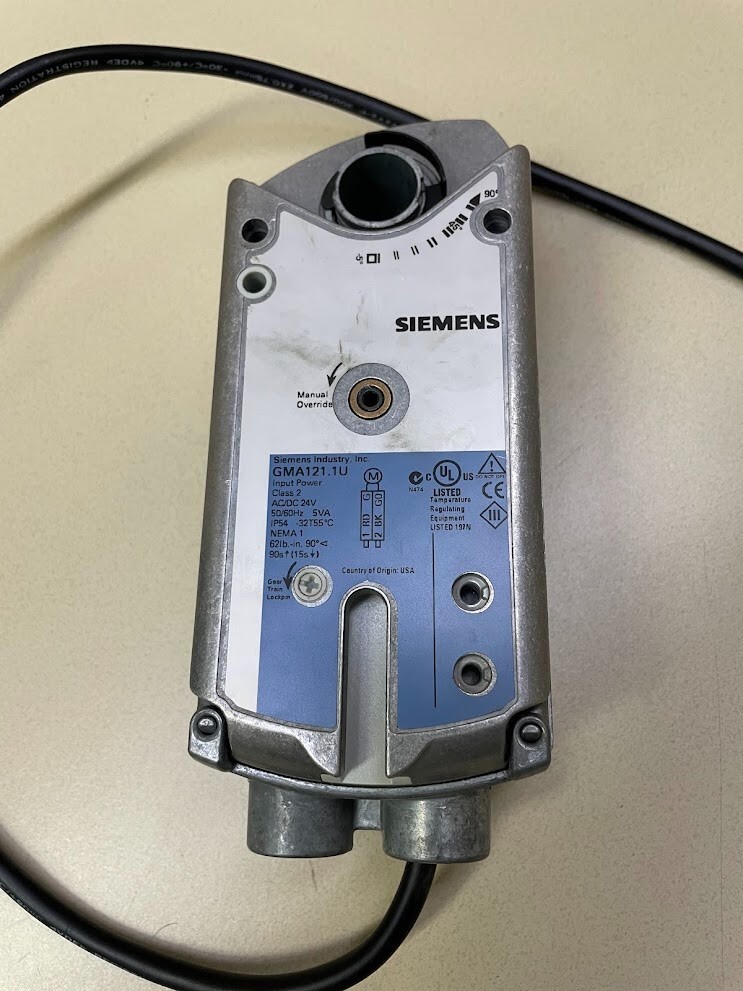 Siemens GMA121.1U Spring Return Electric Damper Open Air Actuator Preowned Works