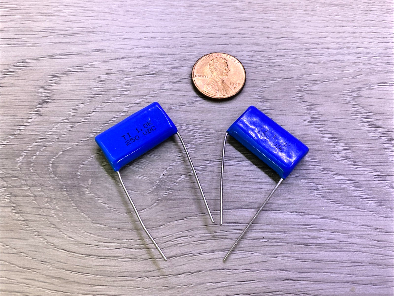 2 X  1uf 250V 10% Metallized Polyester Capacitor  1.0MFD, 1.0K
