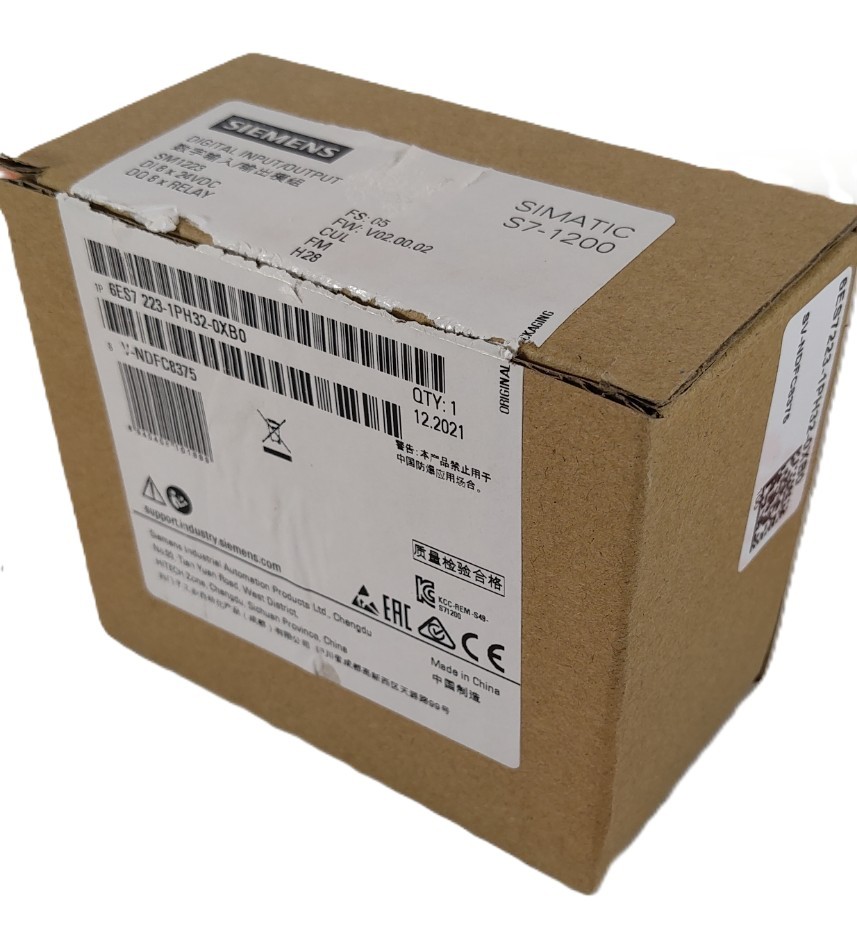 Siemens 6ES7223-1PH32-0XB0 Controller Module New in box