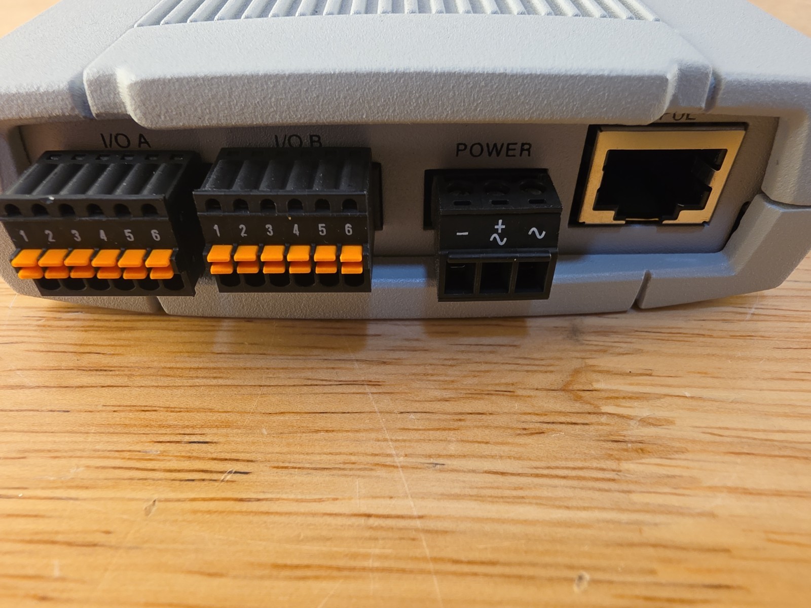 Axis P8221 Network I/O Module 0321-001-01