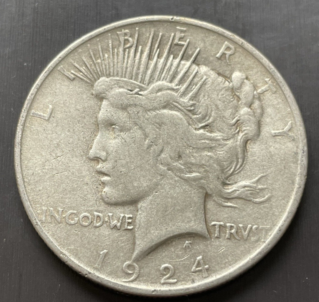 Liberty Peace Silver Dollar 1924 P,  Philadelphia Mint,  circulated. See Photos