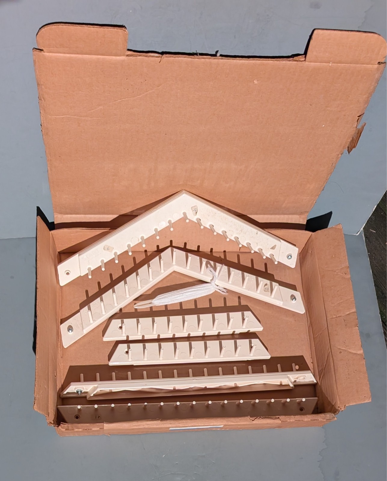 FOR LOVE & MONEY LOOM SET BY JOHN ALAN ENTERPRISE LAP WEAVING CRAFT 6 PIECE'S