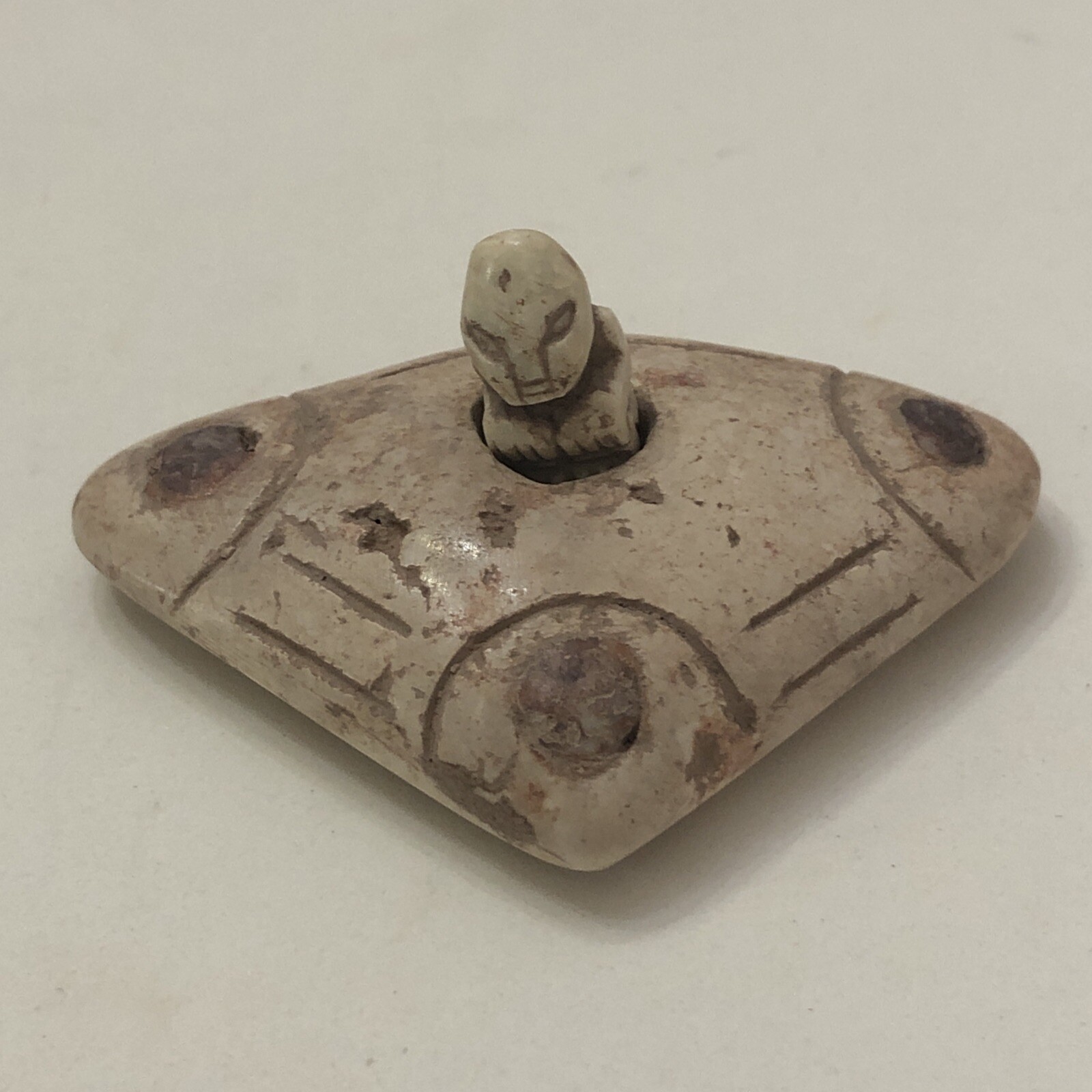 Ancient Extraterrestrial Alien Spaceship w/ Astronaut Figurine
