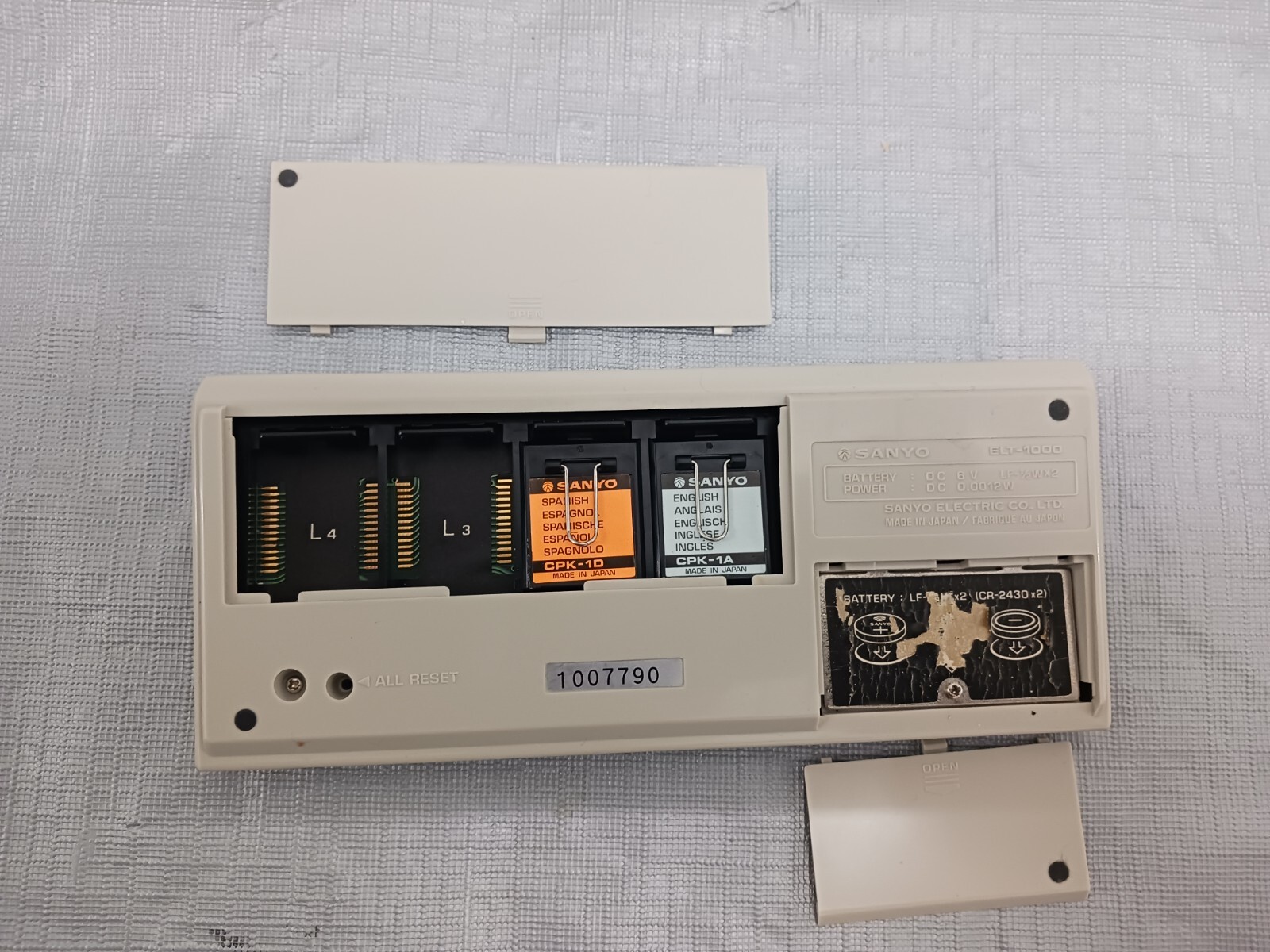 Sanyo Language Translator ELT 1000
