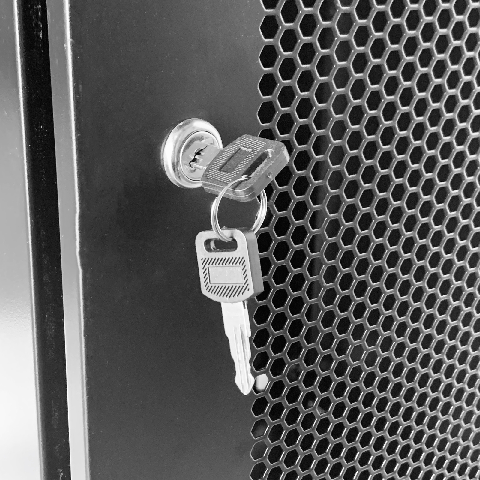 18U Wall Mount Network Server Cabinet Rack Enclosure Lock Door 22.75" Depth