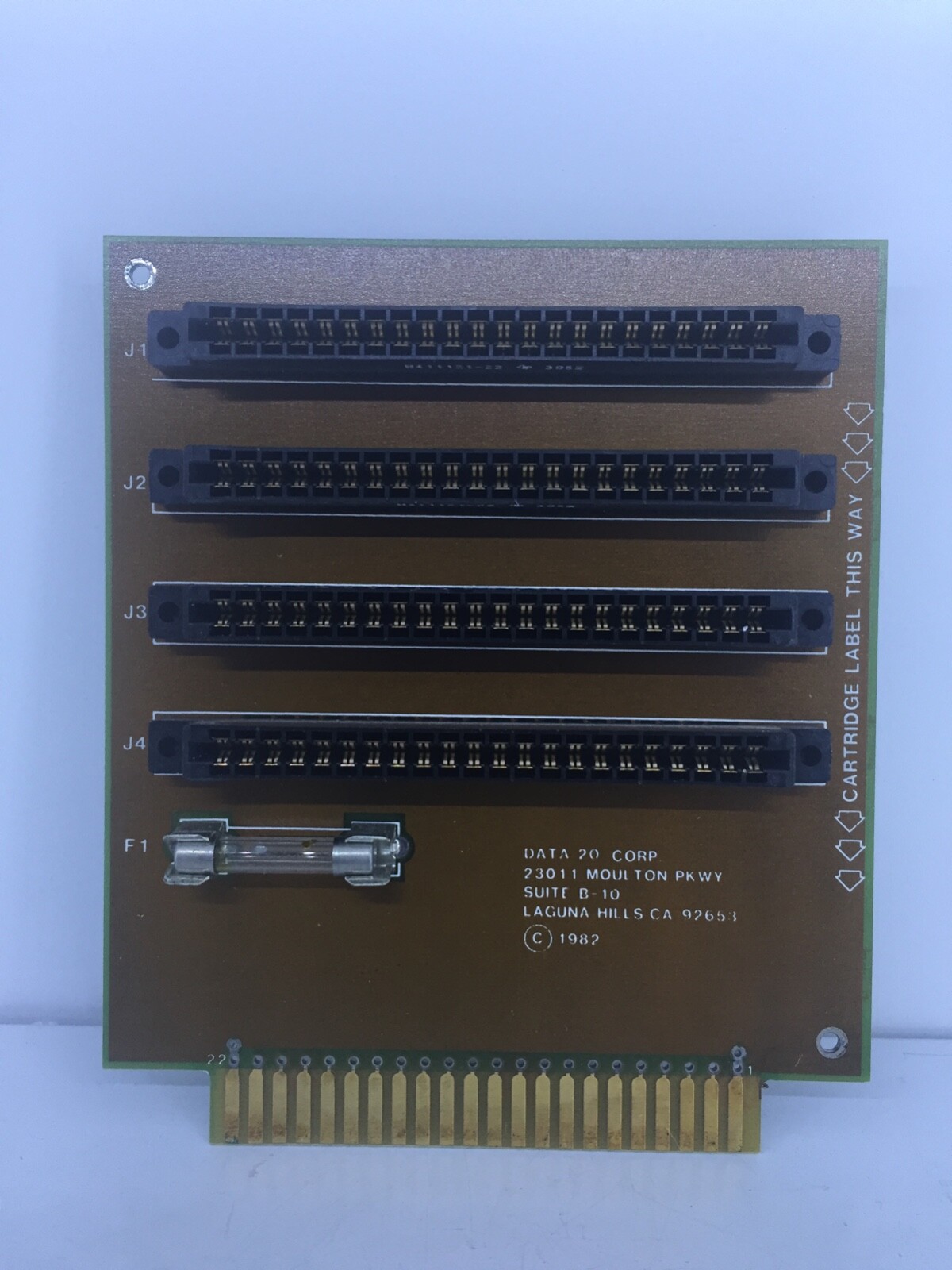 DATA-20 Commodore Vic-20 Personal Computer 4 Port Expansion Chassis NOS NEW 1982