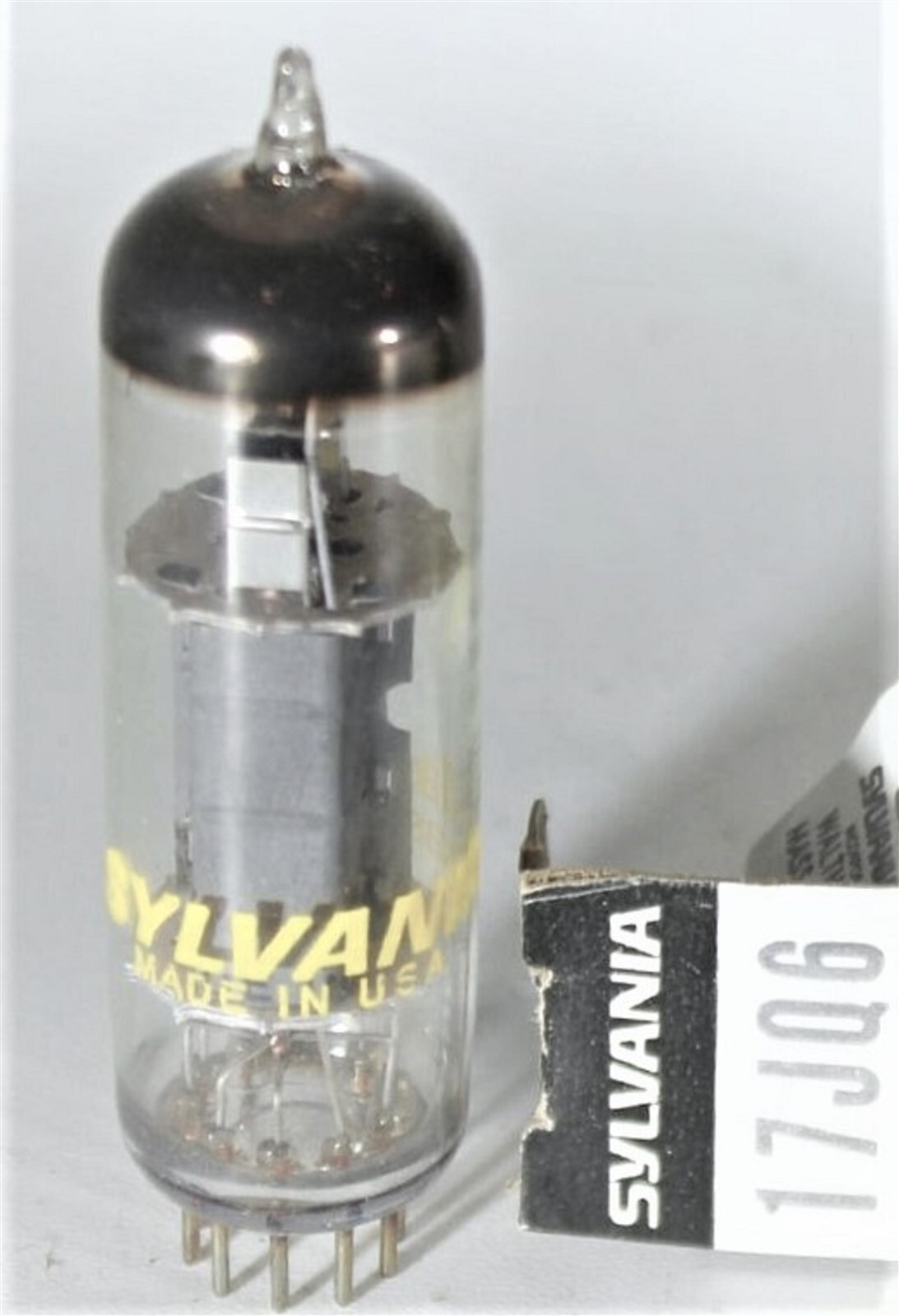 17JQ6 TUBE SYLVANIA NIB TESTED & BOXED VINTAGE COMMERCIAL SURPLUS