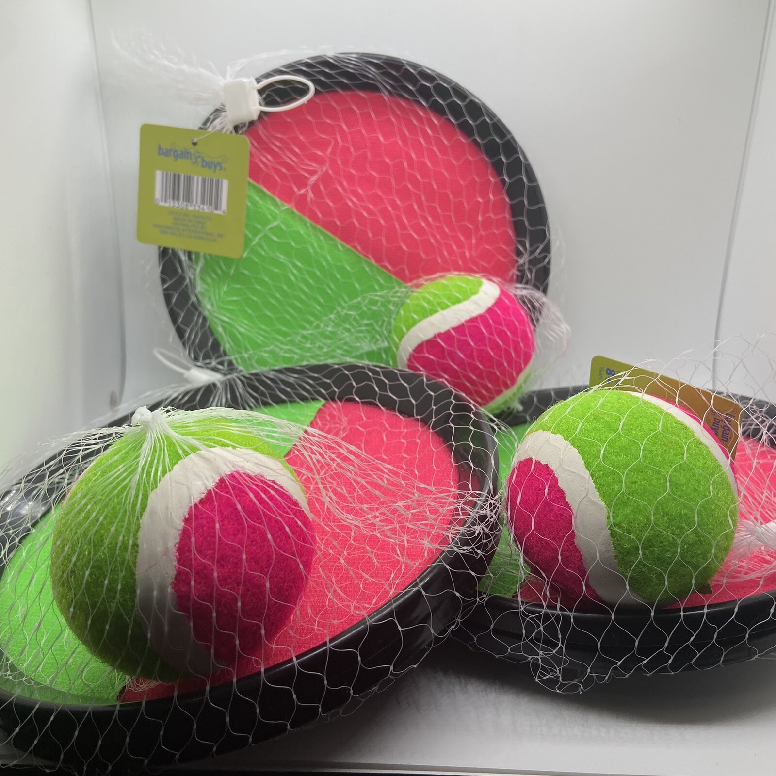 Paddle And Ball Toss and Catch Game Set Throw Games with 6 Paddles And 3 Balls