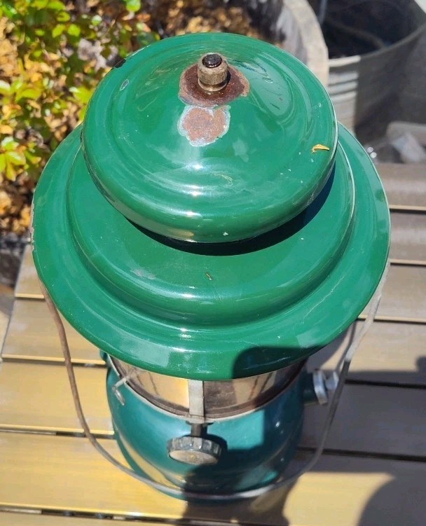 COLEMAN MODEL 220E GREEN LANTERN DATED 1-58