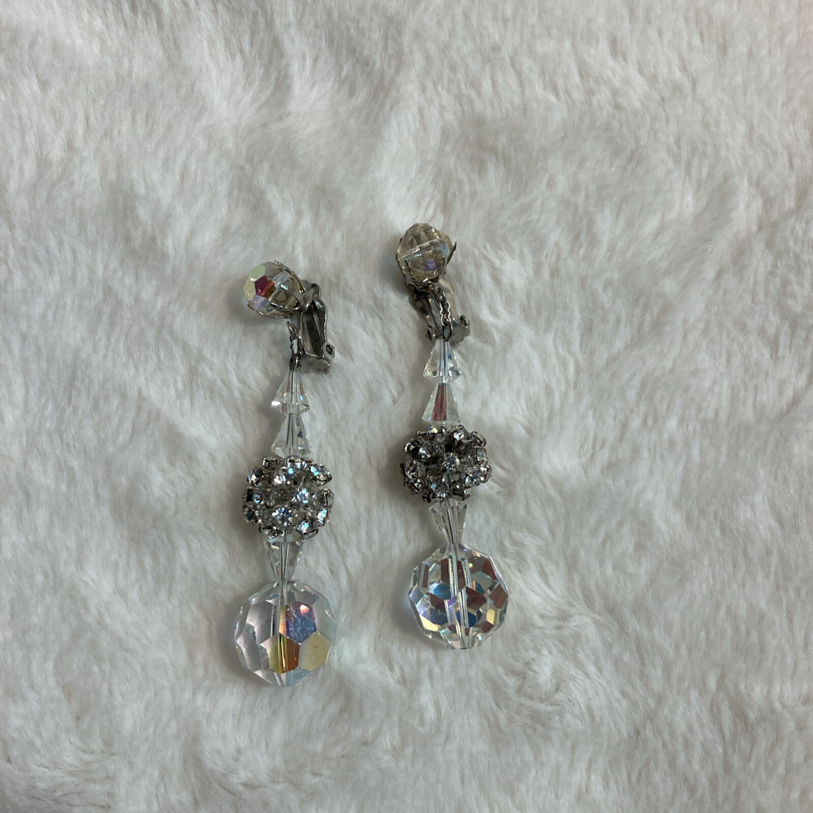 Vtg Crystal Aurora Borealis Rhinestone Clip-On 3” Drop Earrings Stunning
