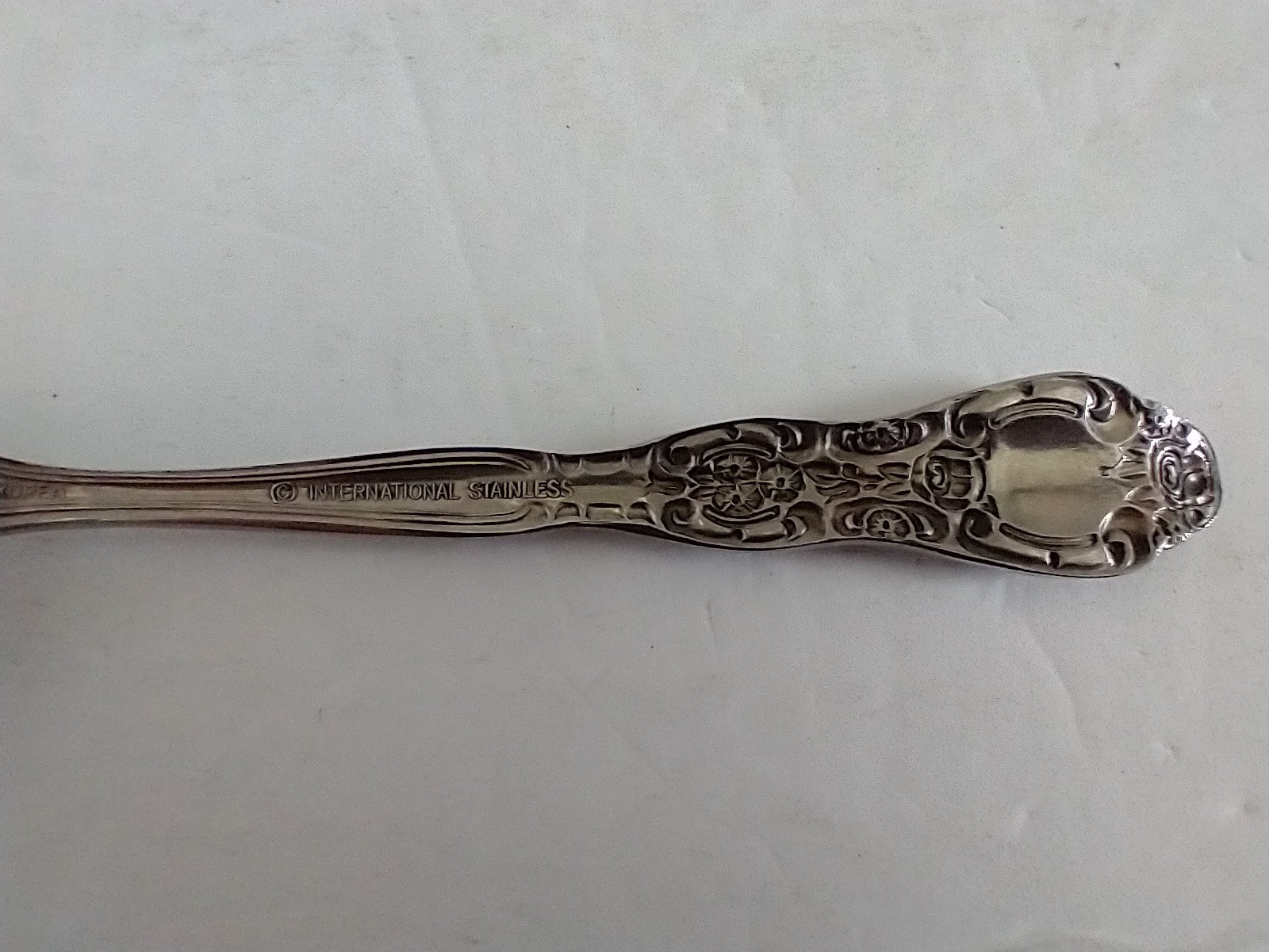 International Silver INS154 Stainless Knife & Salad Fork Rose
