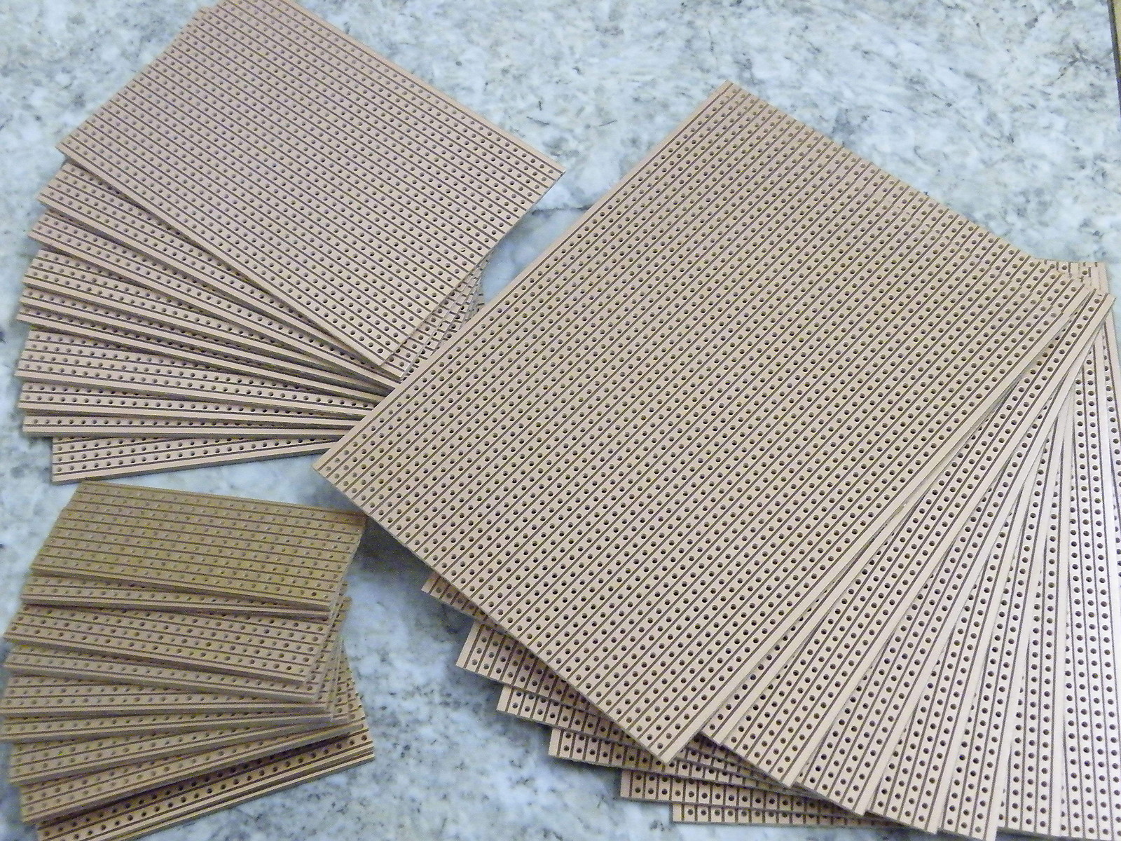 Sim2 Veroboard Stripboard PCB Copper 0.1" Matrix 1mm Hole 7 Sizes Available Pick