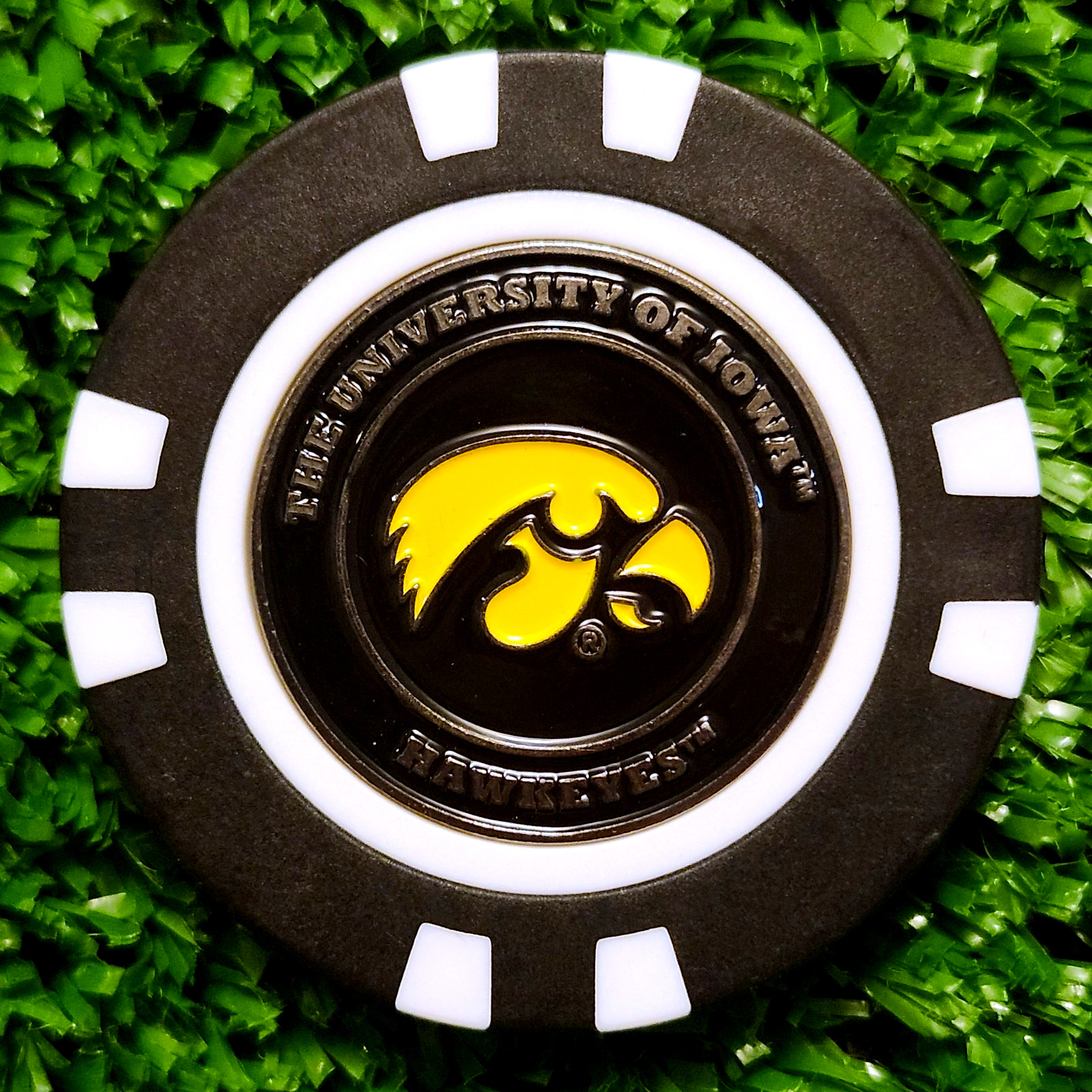 Iowa Hawkeyes Golf Ball Marker Magnetic Poker Chip New