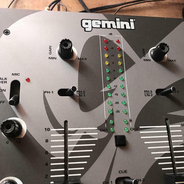 gemini DJ mixer PMX120 STEREO PREAMP MIXER