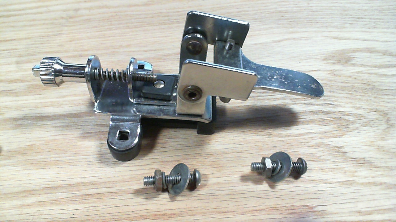 SNARE DRUM THROW OFF STRAINER and BUTT D223-98