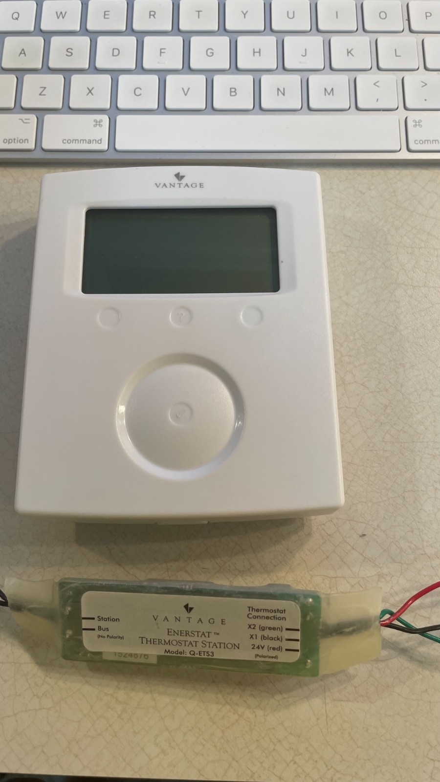 Vantage Q-ETS3 and STAT  Vantage communicating thermostat