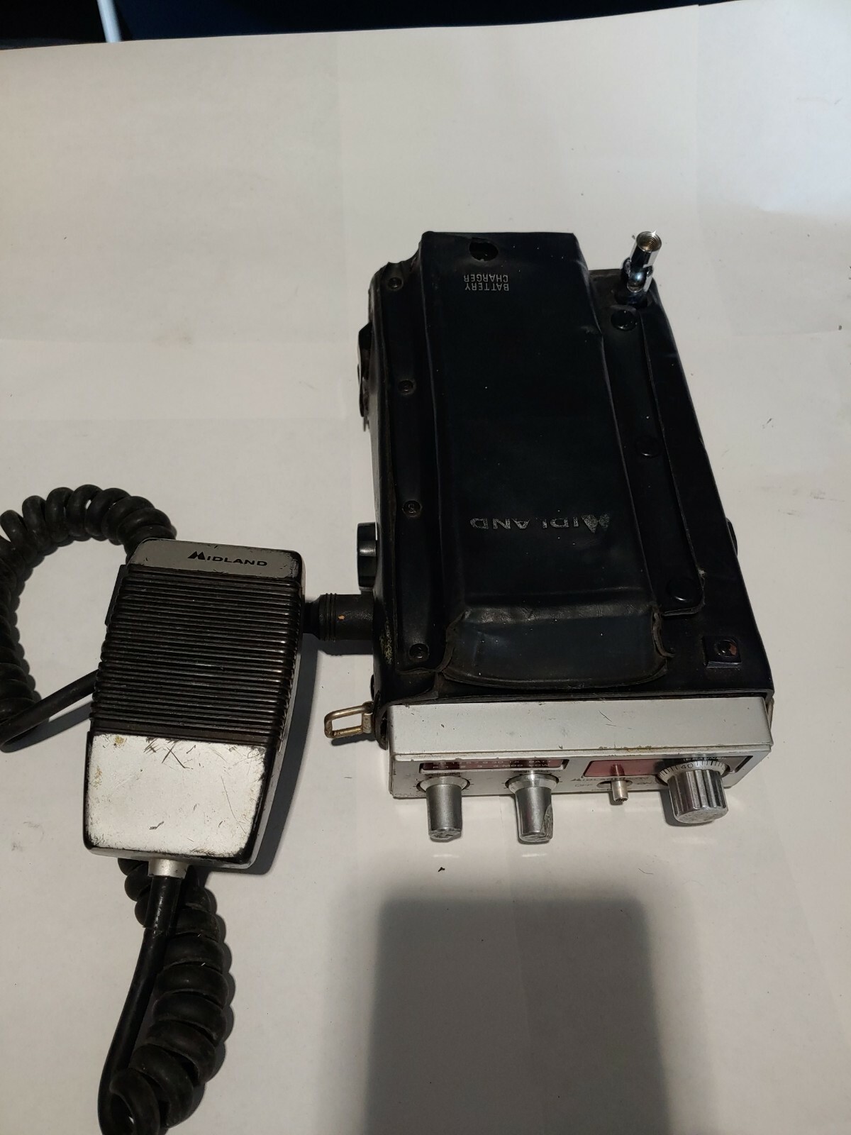 Rare midland 800M cb radio/tuned/variable. Korea 1982. no charger. H8