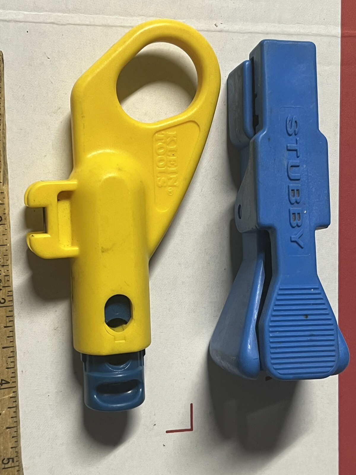 Klein Tools VDV110-261 Twisted Pair Radial Stripper / Stubby Stripper Sargent ?
