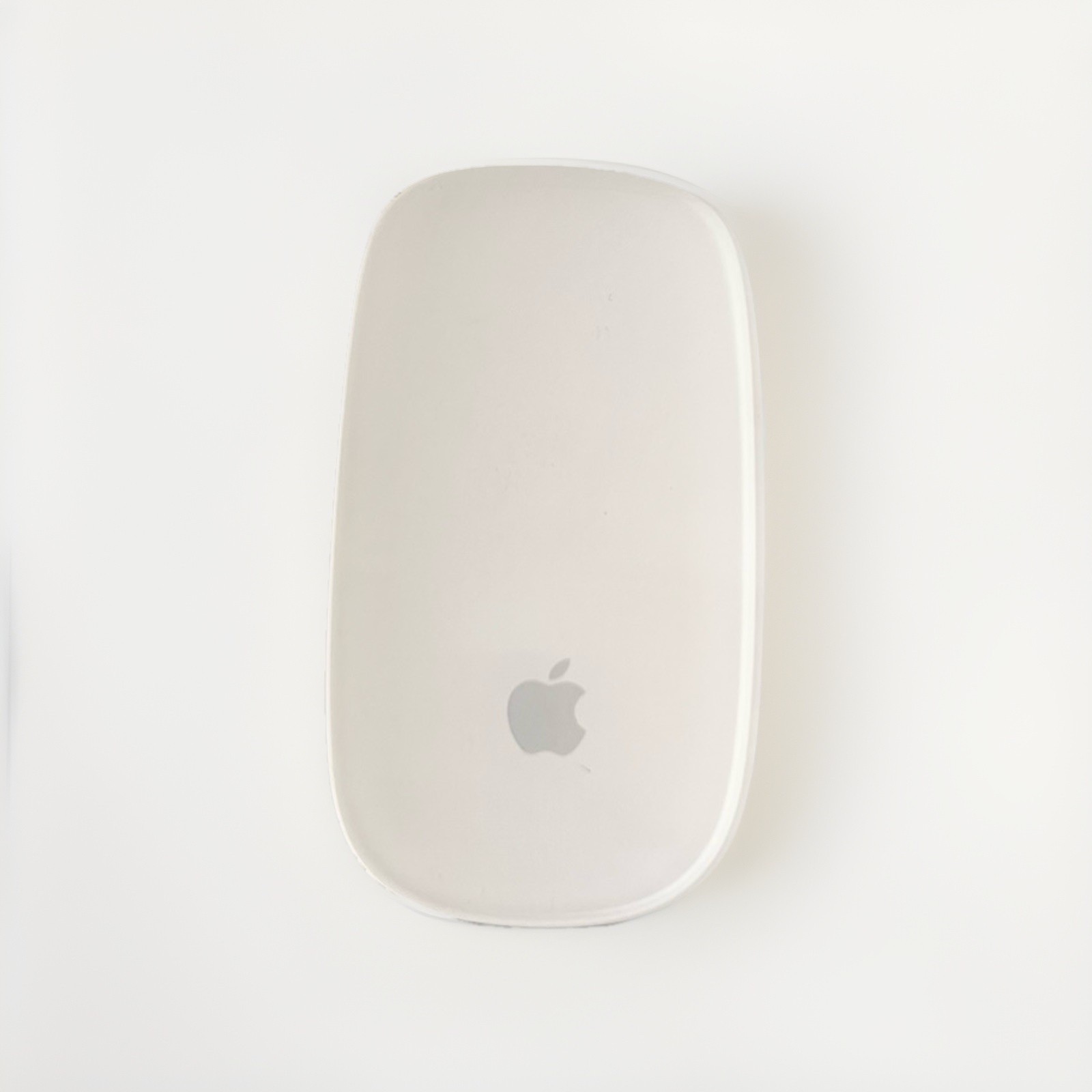 Apple Magic Mouse A1296 Wireless White Bluetooth Good Condition Tested
