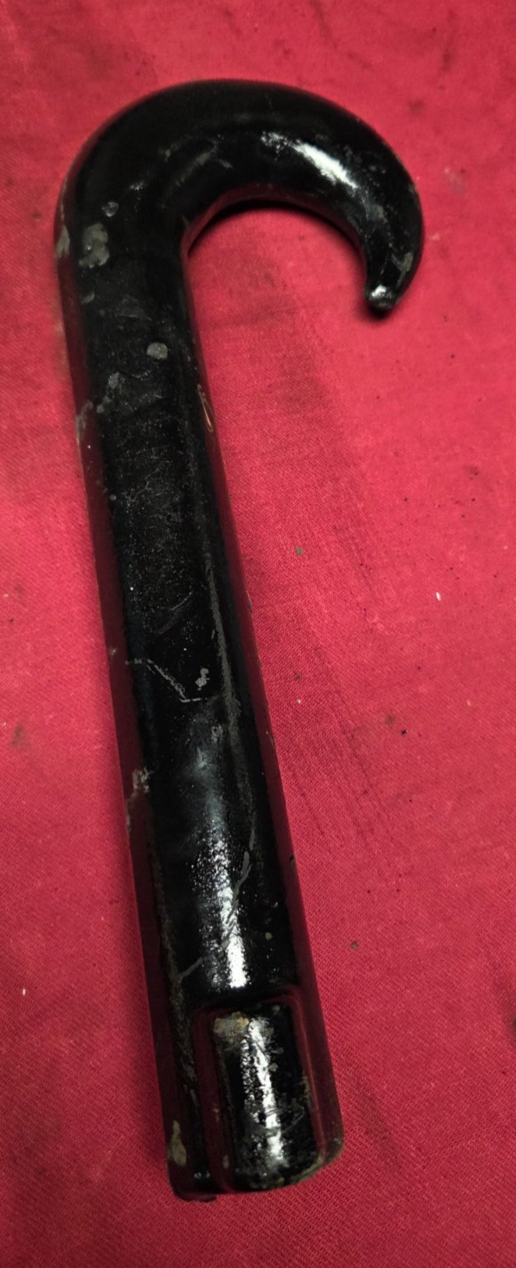 INTERNATIONAL TOW HOOK 3614821C1