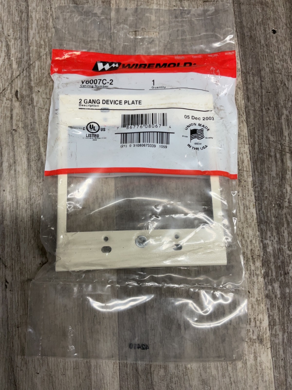 Wiremold V6007C-2 6000 Series Raceway 2 Gang Device Plate #4003X103SI