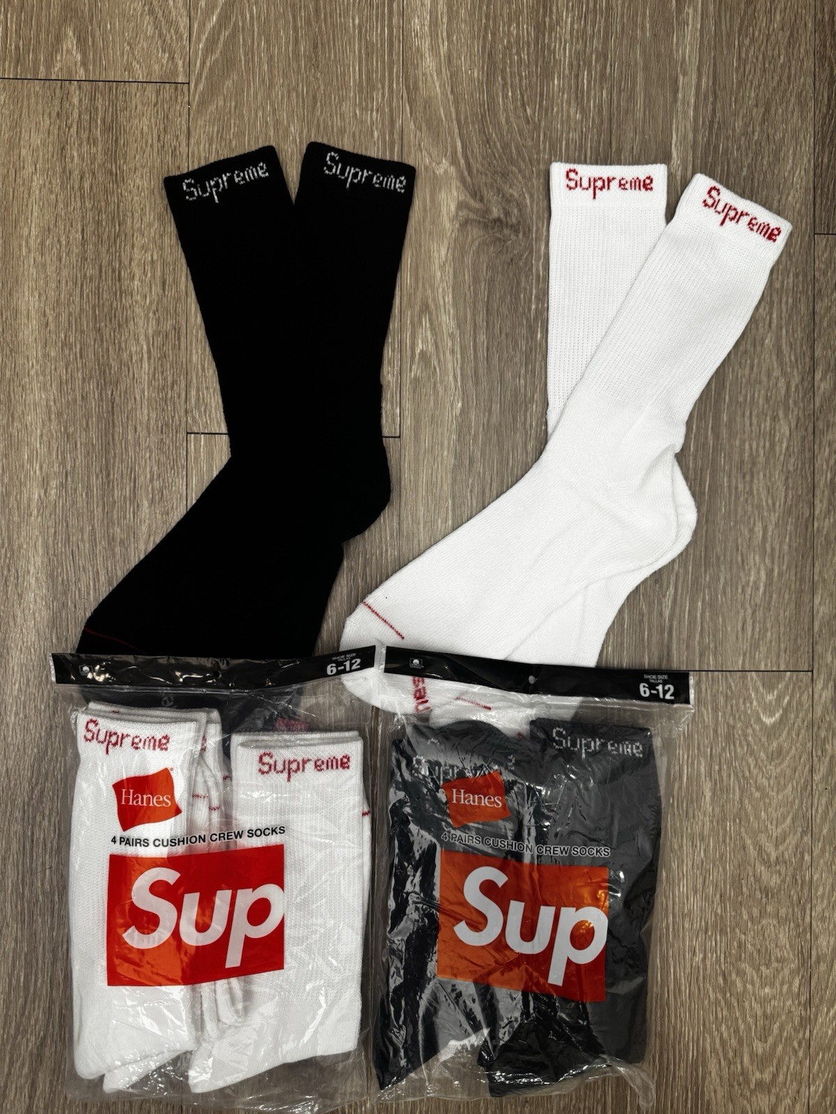 SUPREME SOCKS/ HANES BLACK WHITE / TWO PAIRS / AUTHENTIC/ NEW