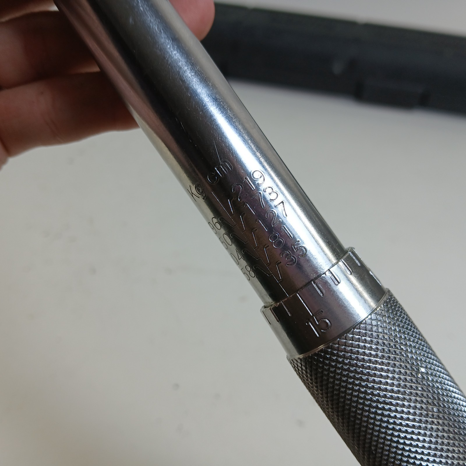 Pittsburgh 3/8" Drive Click Type Reversible Torque Wrench W/ Case