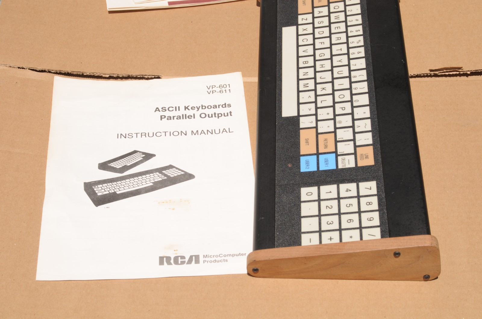 RCA PARALLEL ASCII OUTPUT KEYBOARD, Model VP-611, used, tested, Working