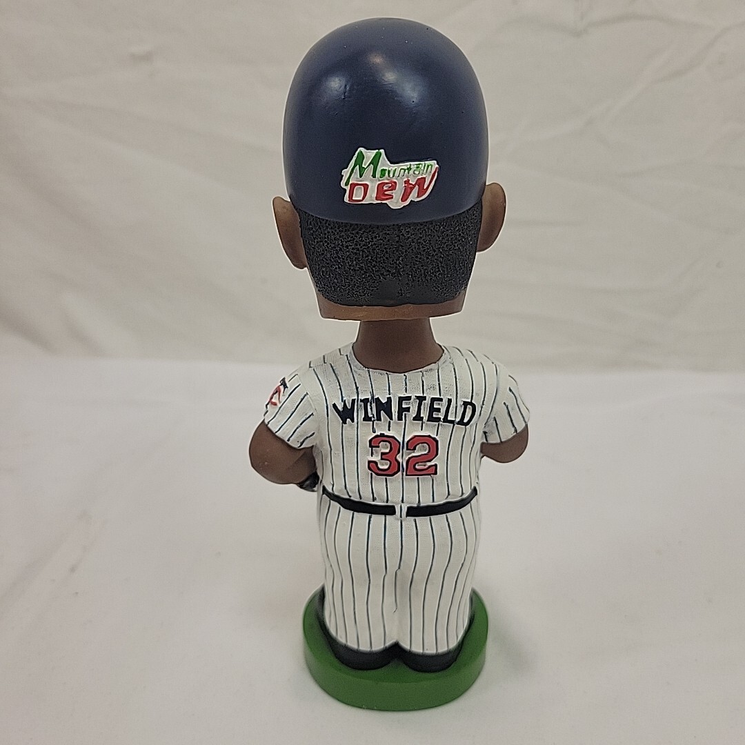Dave Winfield Minnesota Twins Bobblehead w/ Trading Card Pack & Ticket Stubs