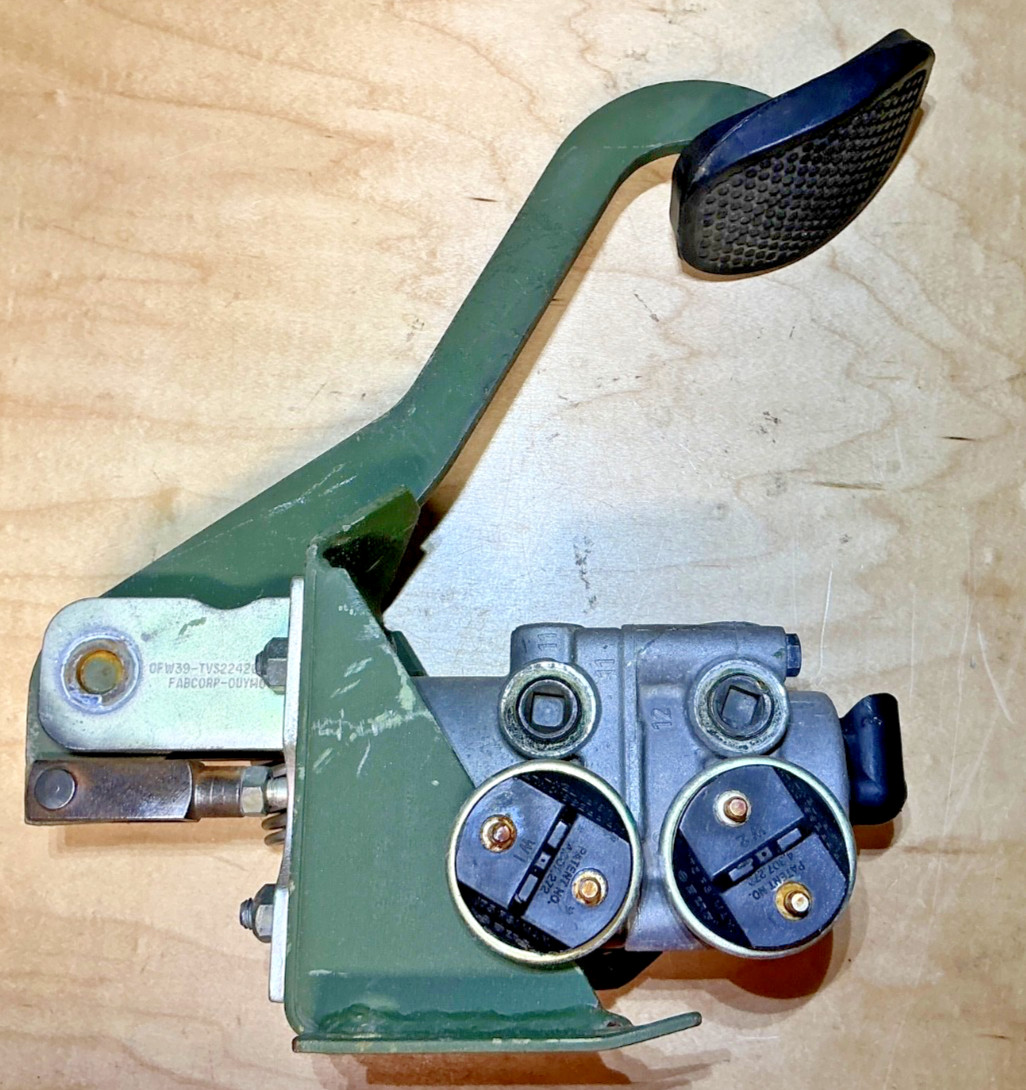FMTV BAE Lever Bracket W/WABCO Automotive Brake Treadle Valve, PN TVS22426001