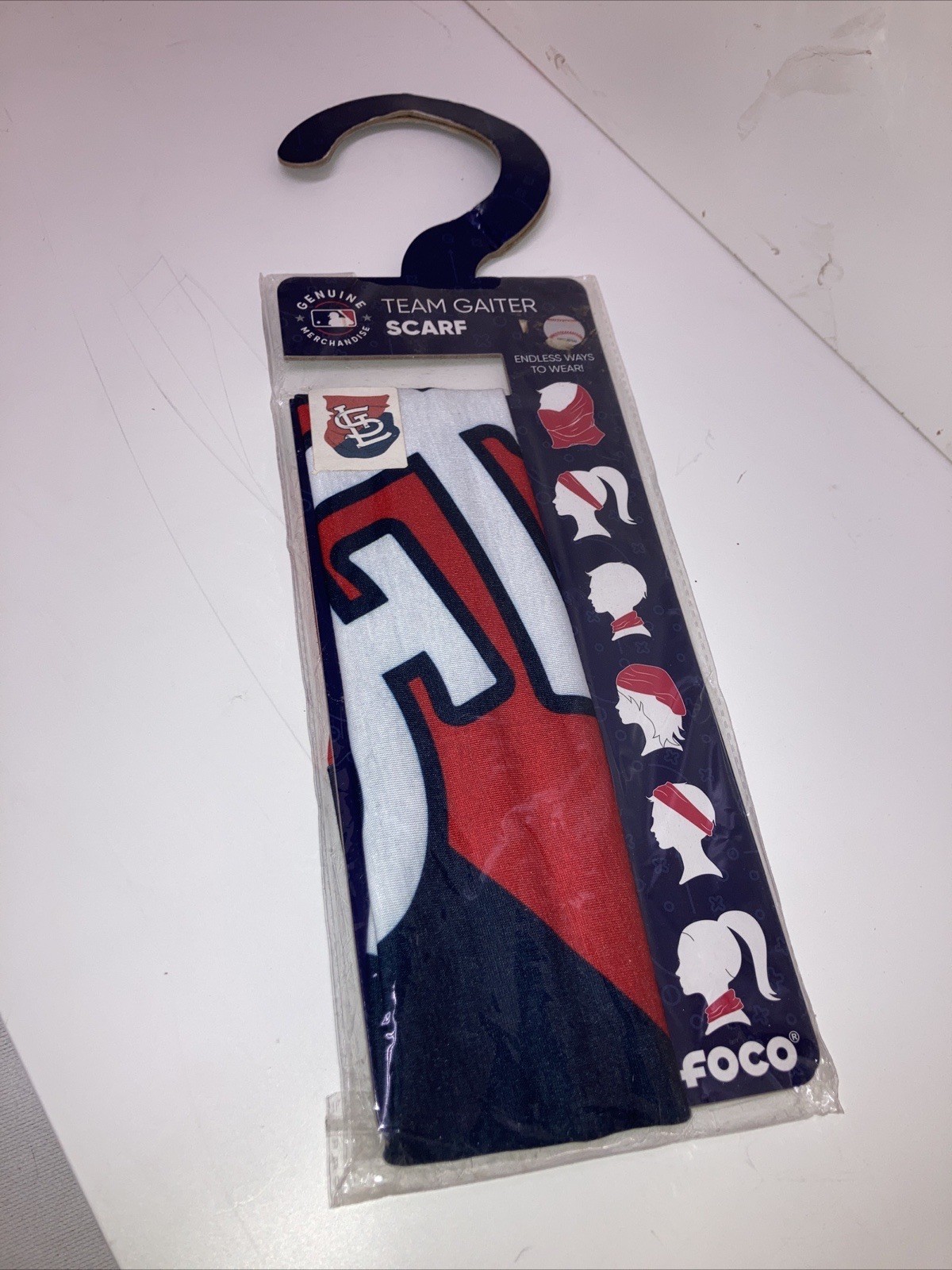 St. Louis Cardinals Team Gaiter Scarf. New In Package. FOCO brand