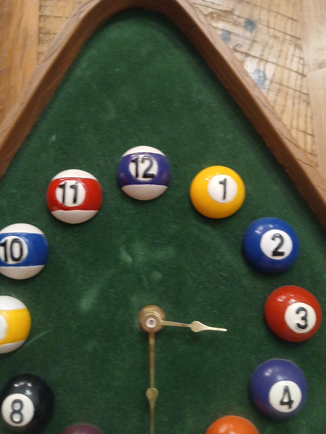 Vintage Kirch Billiards Pool Wall Clock Triangle Shape Rack Pool Balls